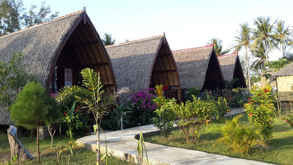 Rose Bungalow Hotel Pemenang Exterior foto