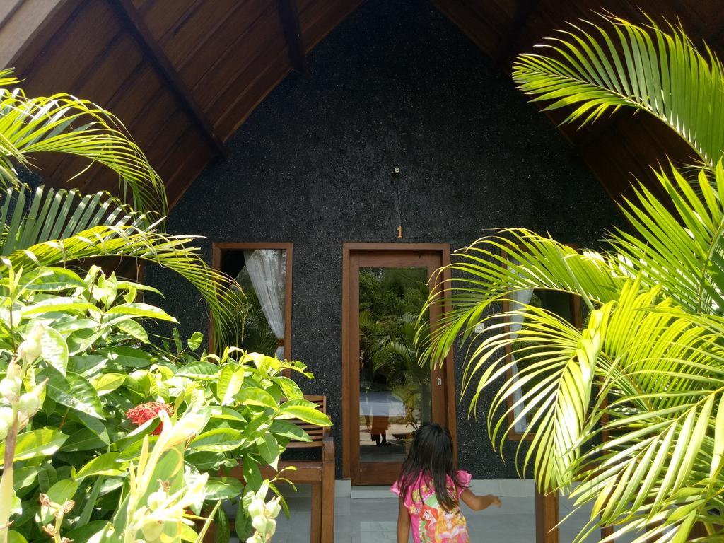 Rose Bungalow Hotel Pemenang Exterior foto