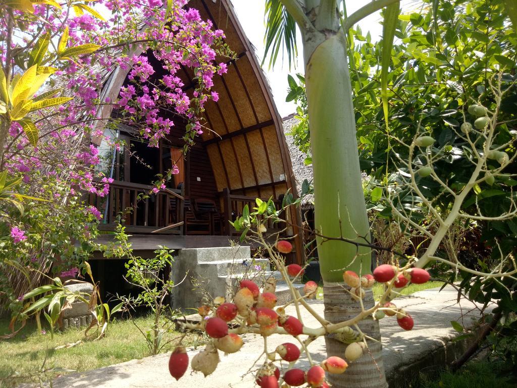 Rose Bungalow Hotel Pemenang Exterior foto