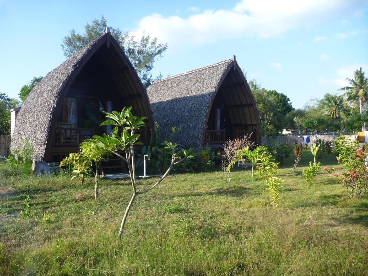 Rose Bungalow Hotel Pemenang Exterior foto